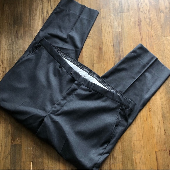 Hickey Freeman - Picture 4 of 16